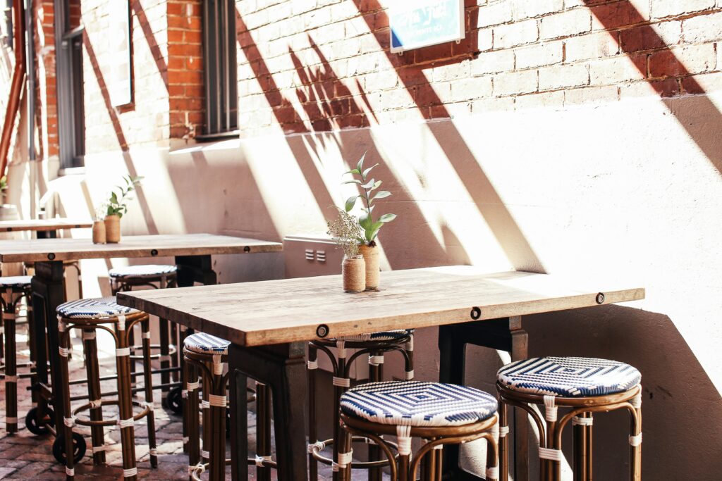 elegant-restaurant-interior.jpg
